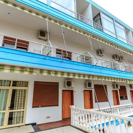 Aurora Hotel